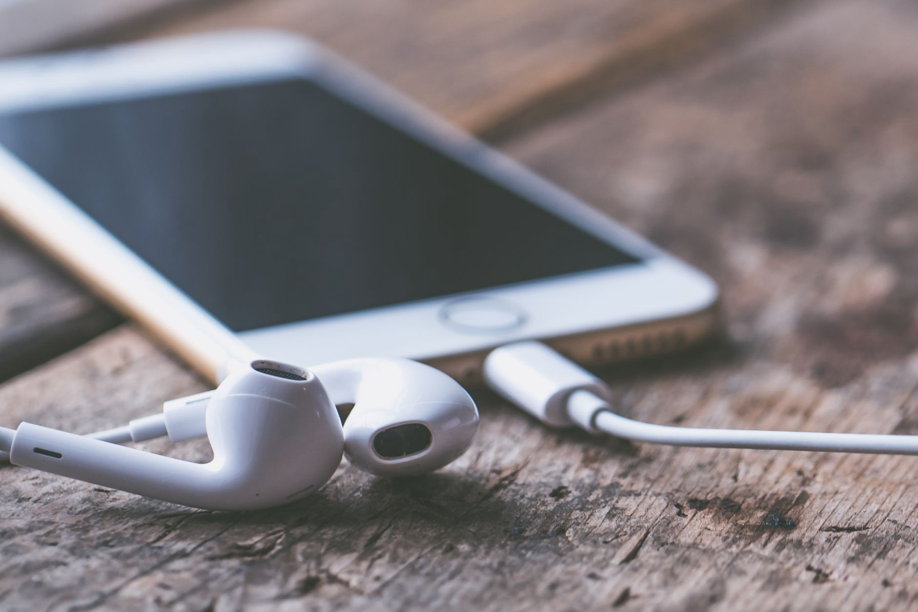 Beyond the Bookshelf: Audiobooks x Universal Design